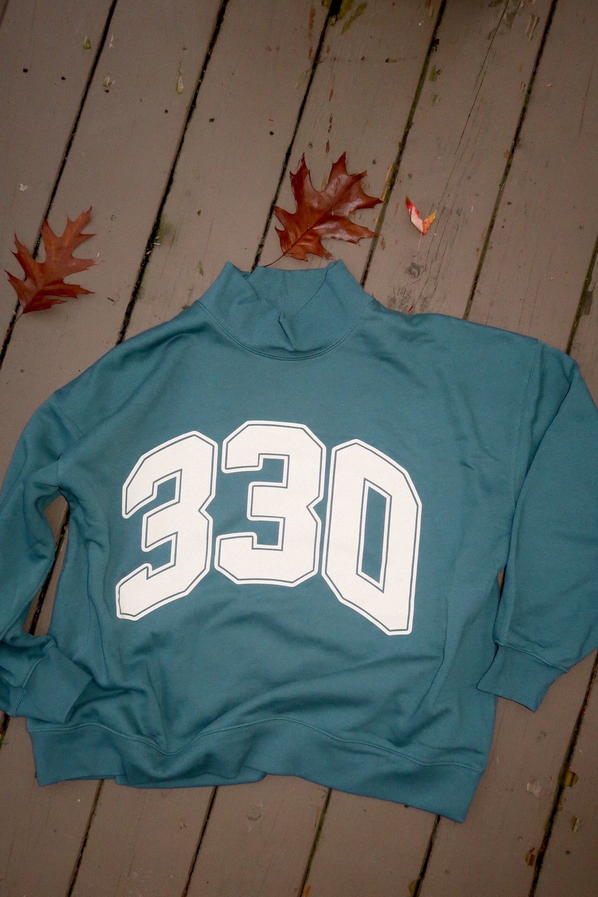 330 EMERALD MOCK NECK